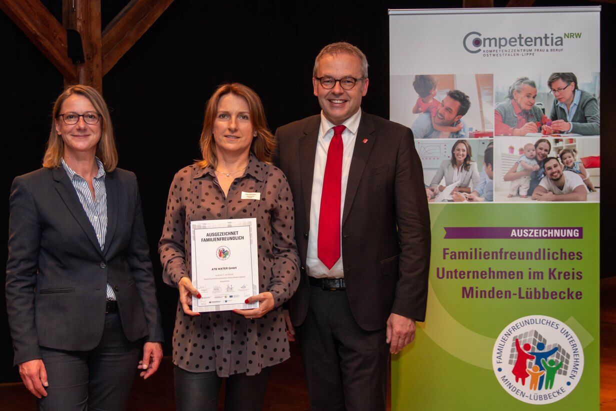 Petra Baumann avec le jury lors de la remise du prix.