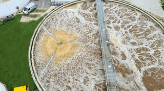 Aireación de aguas residuales en una planta de biogás